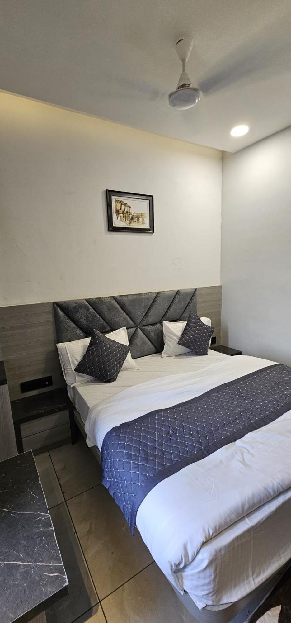 Hotel Allen Ahmedabad Esterno foto