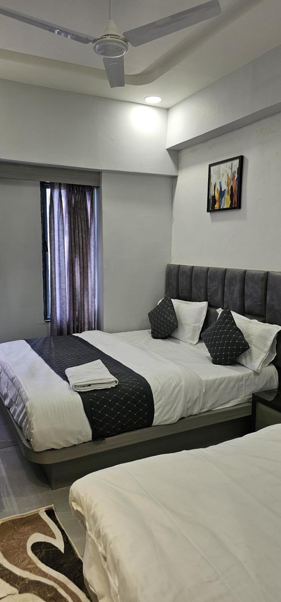 Hotel Allen Ahmedabad Esterno foto