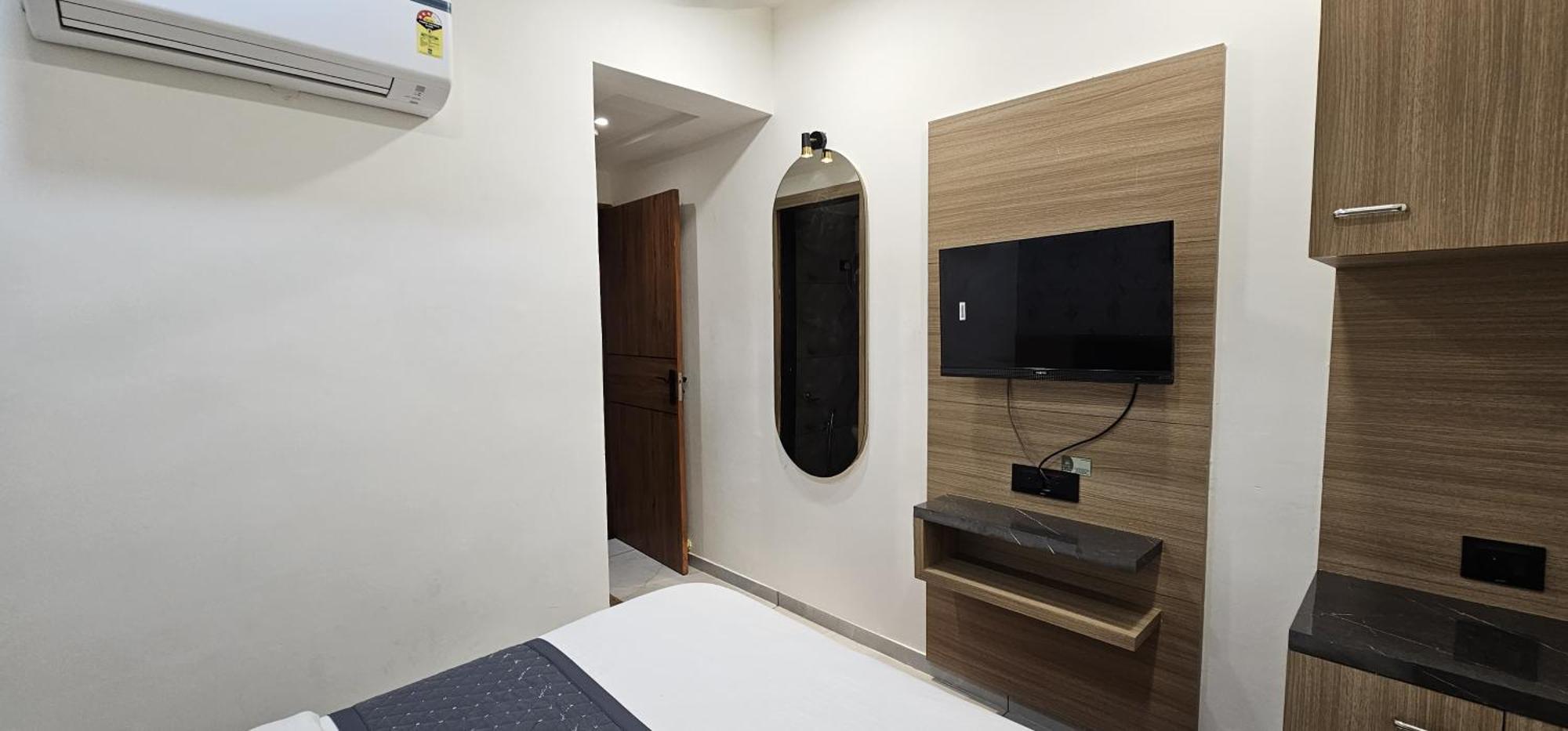 Hotel Allen Ahmedabad Esterno foto